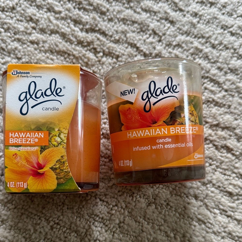 Glade Hawaiian Breeze Candle in Orange - Picture 4 of 5